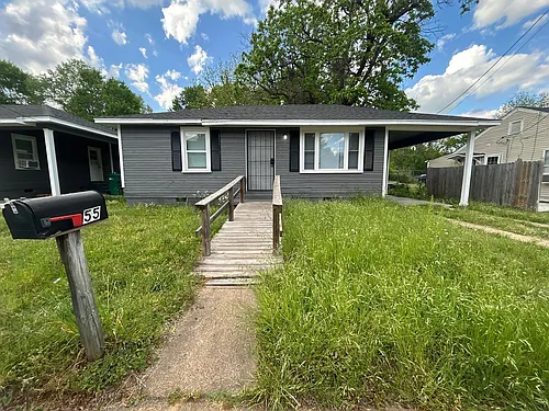 55 Cloverdale St Photo 1