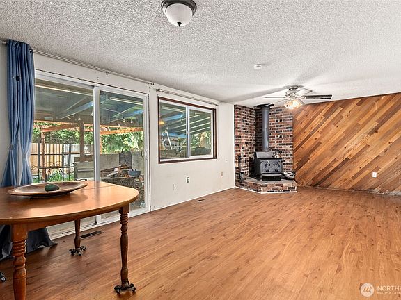 4th image of 27404 93rd Ave Court E