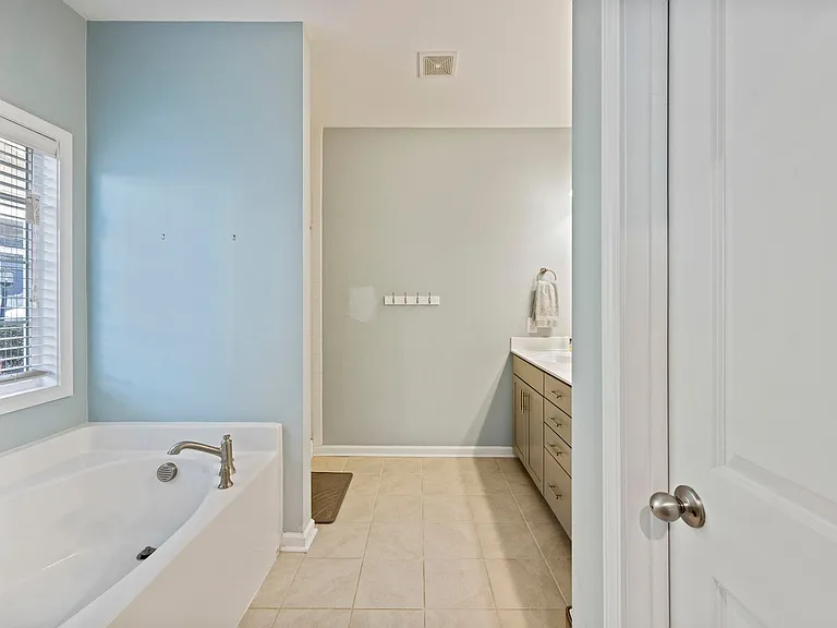 622A Pendleton Dr — Photo 5