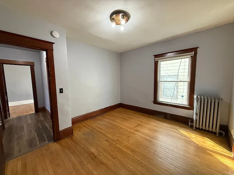 950 Arkwright St — Photo 12