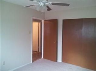 1536 Vodge Dr, Saint Louis, MO 63138