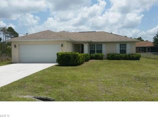 121 Zobora Cir, Fort Myers, FL 33913