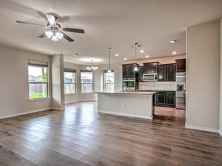 6107 Lavaca Dr — Photo 9