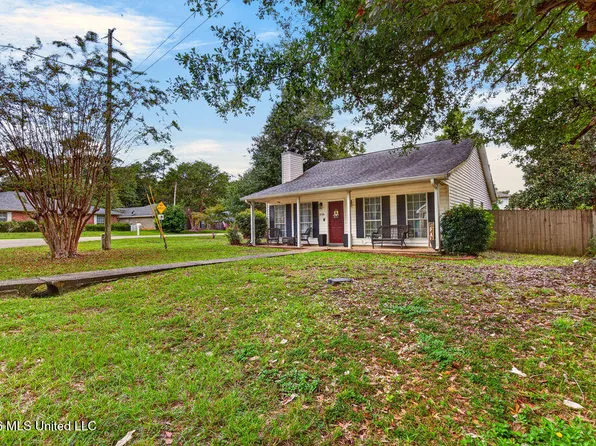 9534 Laa La Way, Diamondhead, MS 39525