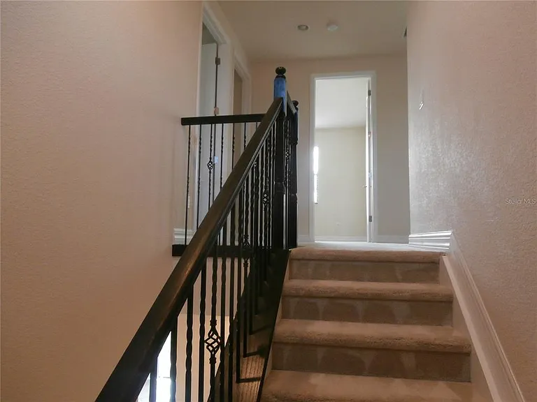 13172 Woodford St — Photo 17
