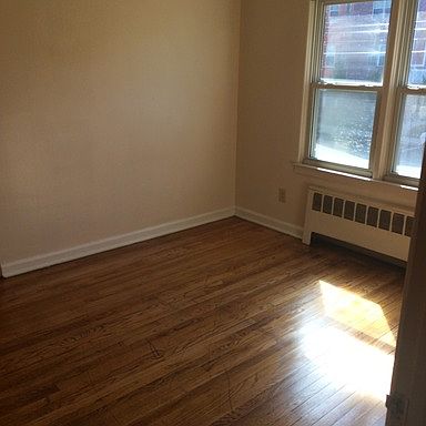 5th image of 6104 Carvel Ave APT A3