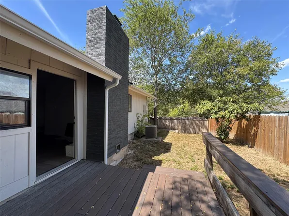 9501 Quail Ct #A, Austin, TX 78758