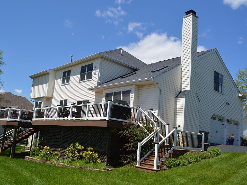 2nd image of 836 Dover Court Pl