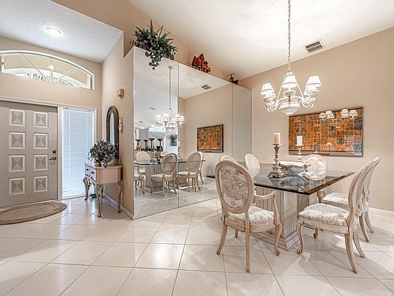 2nd image of 9852 Lemonwood Ct