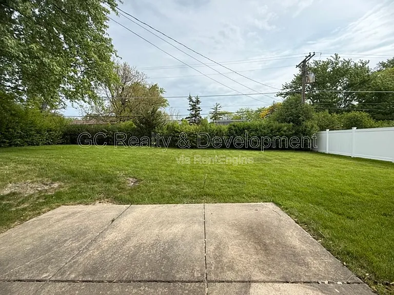 1645 Highland Blvd — Photo 30
