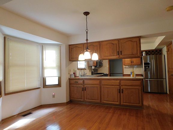 5th image of 13820 Carlstead Dr