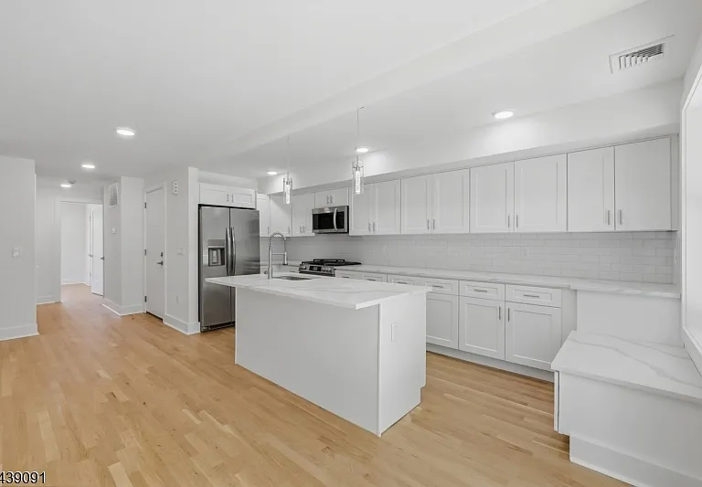 116 Valley St #2 — Photo 13