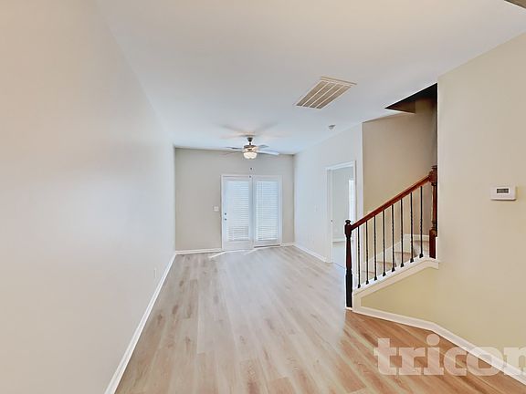 4th image of 405 Riverwood Ct