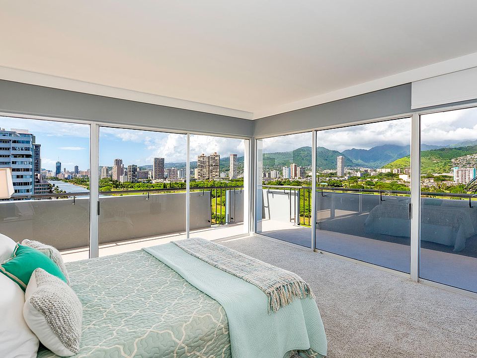 Master Bedroom overlooking t