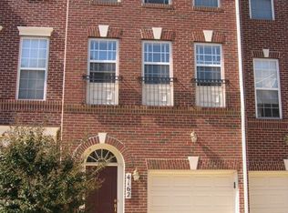 4162 Timber Log Way, Fairfax, VA 22030