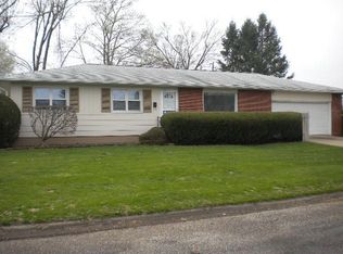 427 Southville Dr, Jacksonville, IL 62650