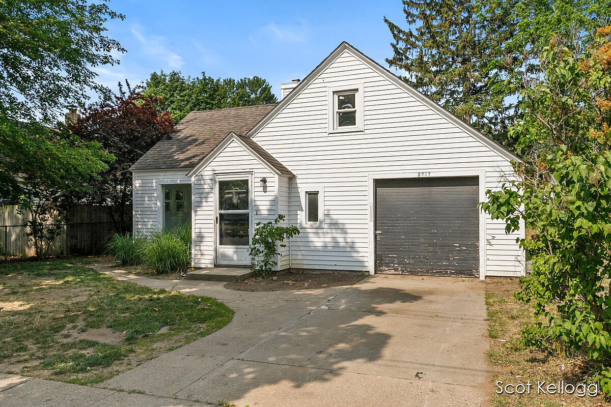 3717 Oriole Ave SW, Wyoming, MI 49509 Zillow