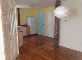 183 Vinton St #1, Providence, RI 02909