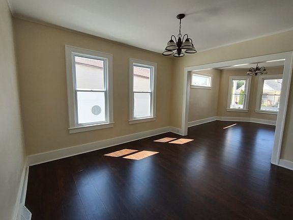 5th image of 435 2nd St #435