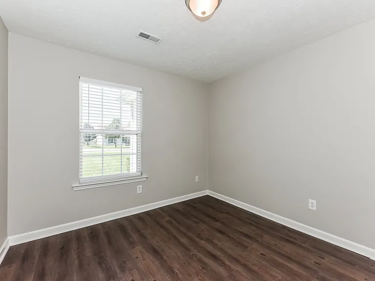 2642 Weatherford St — Photo 12
