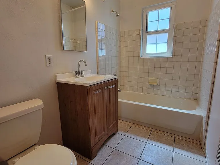 4882 Cape May Ave. — Photo 47