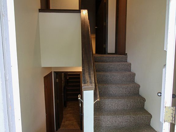 1315 14th Ave NW - IPM Minot Apartment Rental (2)_07092019