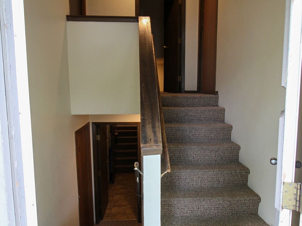 1315 14th Ave NW - IPM Minot Apartment Rental (2)_07092019