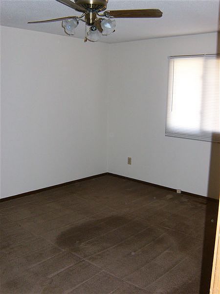 1558 Brunswick, mstr bdrm