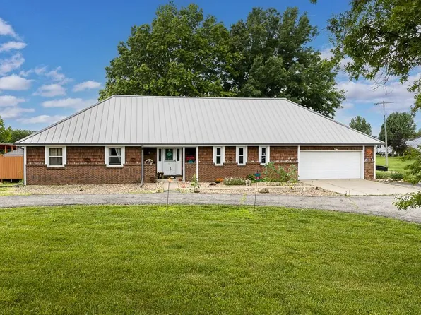14435 166th St, Bonner Springs, KS 66012