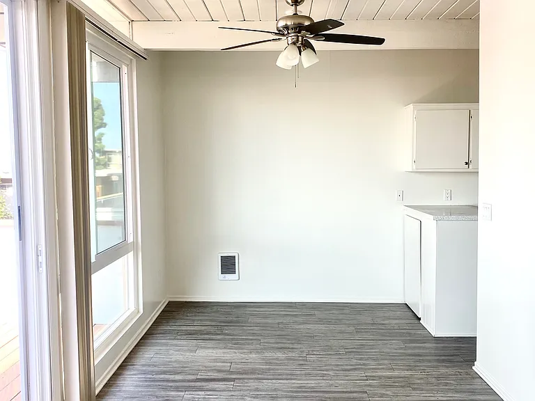6722 Los Verdes Dr #7 — Photo 6