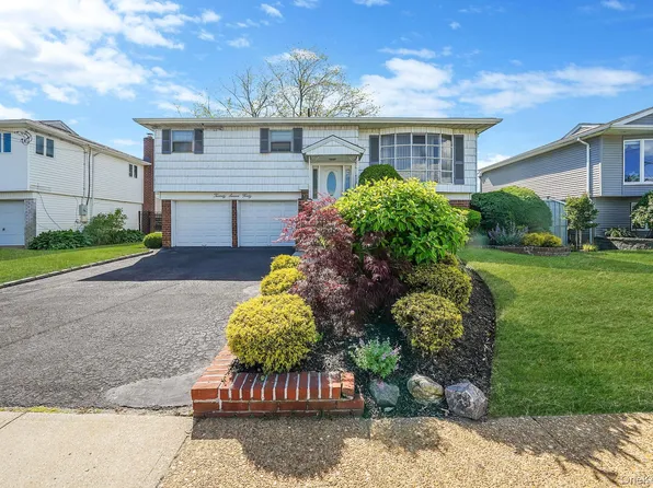2740 Judith Drive, Bellmore, NY 11710