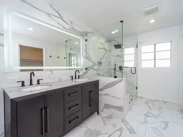 4365 Oak Glen St — Photo 15