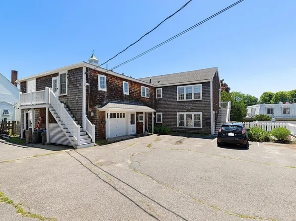 9 Jewett St Unit A, Rockport, MA 01966