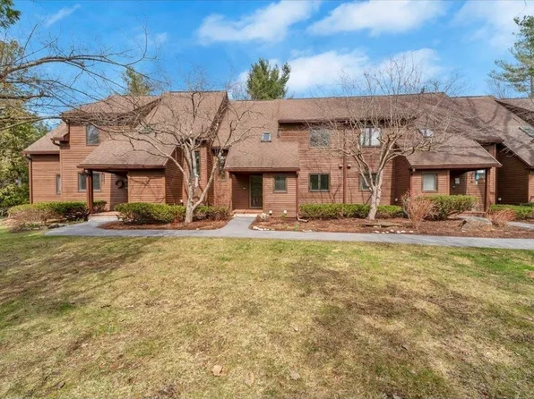 342 Acorn Lane, Shelburne, VT 05482