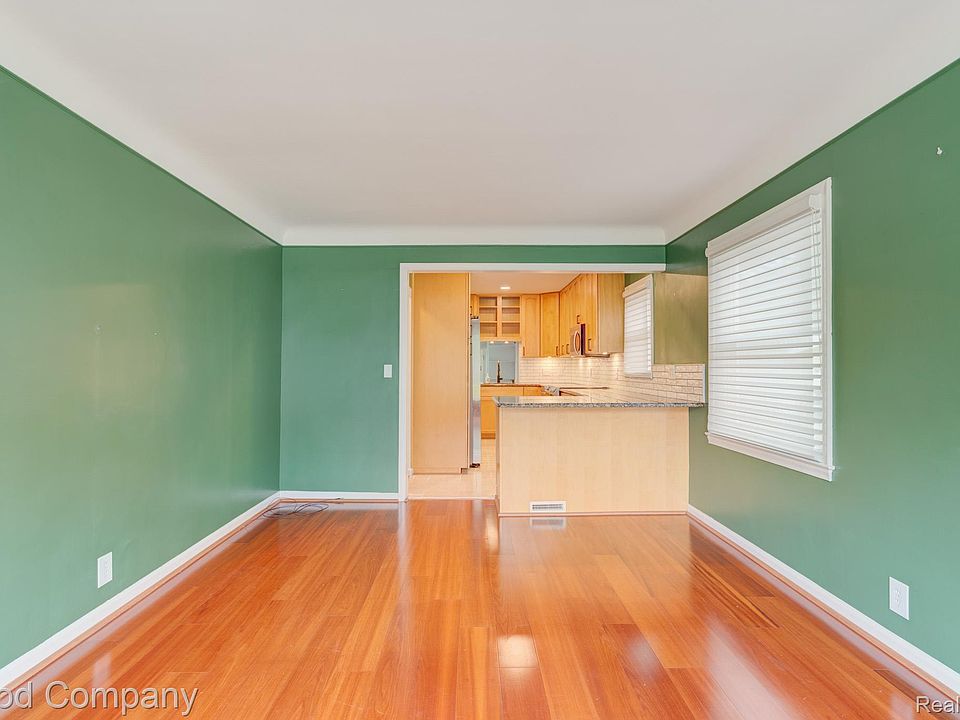 1024 Wyandotte Ave, photo 5