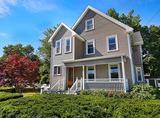 21 Adams St, Wilmington, MA 01887