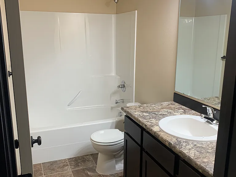 Columbia Villa & Cove — Photo 137