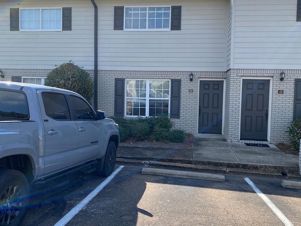 1st image of 1802 Jackson Ave W APT 64