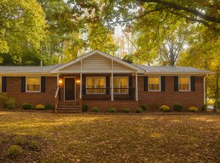 550 Lystra Rd, Chapel Hill, NC 27517