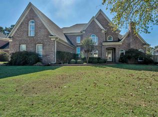 681 Red Bark Dr, Collierville, TN 38017