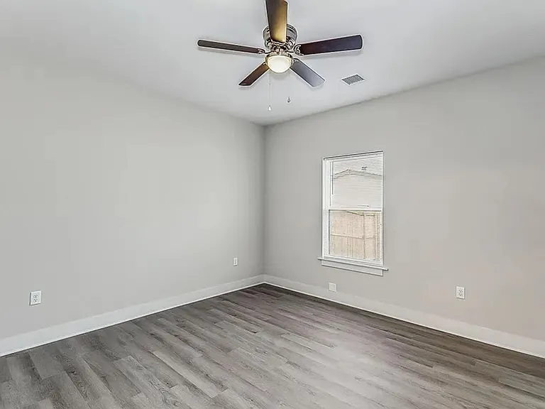 3514 W 45th St S — Photo 12