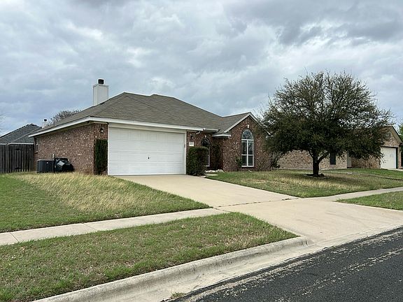 3rd image of 4805 Joseph Dr