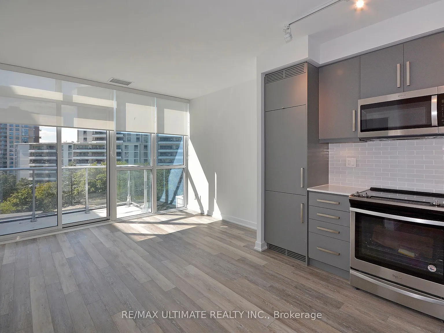 2 bed, $2,800 — Photo 4