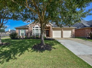 2510 Pioneer Oaks, Fresno, TX 77545