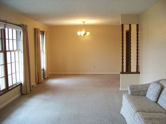 3rd image of 2734 Wesley St