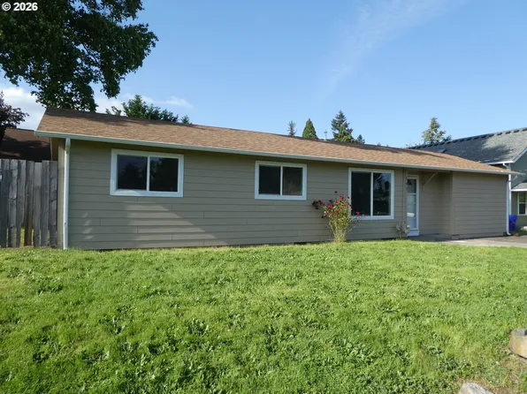 141 Hood St, Oregon City, OR 97045