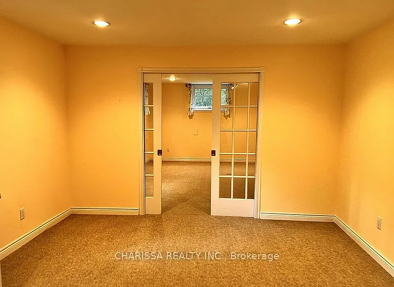 1238 Donlea Cres #BASEMENT — Photo 17