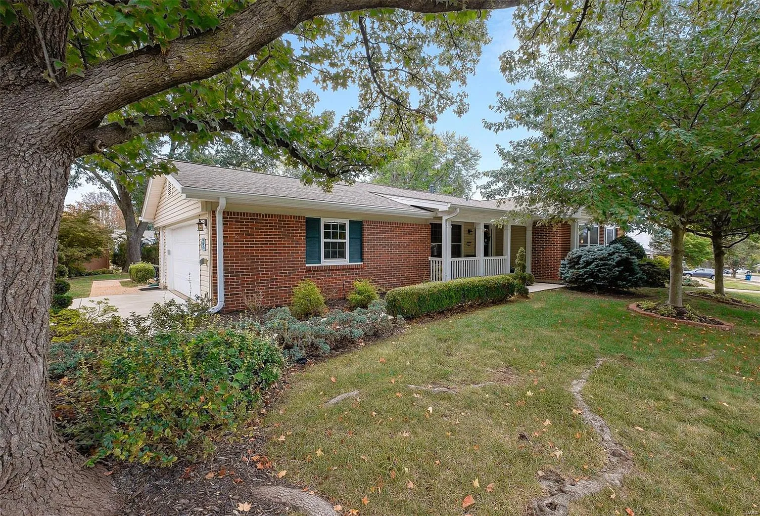 312 Shady Meadows Dr photo 1