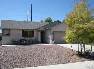 2324 Crestwood Ln, Pueblo, CO 81008