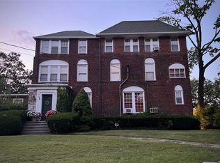378 Sea Cliff Ave APT 5, Sea Cliff, NY 11579